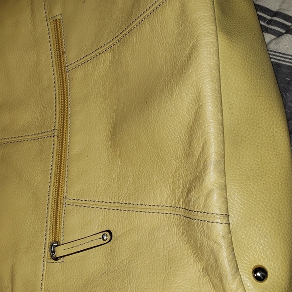EUC Tignanello yellow leather handbag - Picture 5 of 6